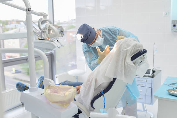 Best Emergency Care for Gum Disease in Ellinwood, KS